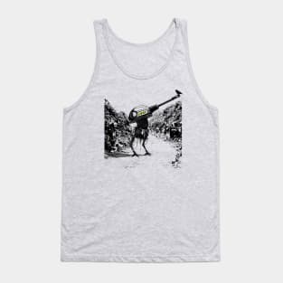 junkyard friends Tank Top